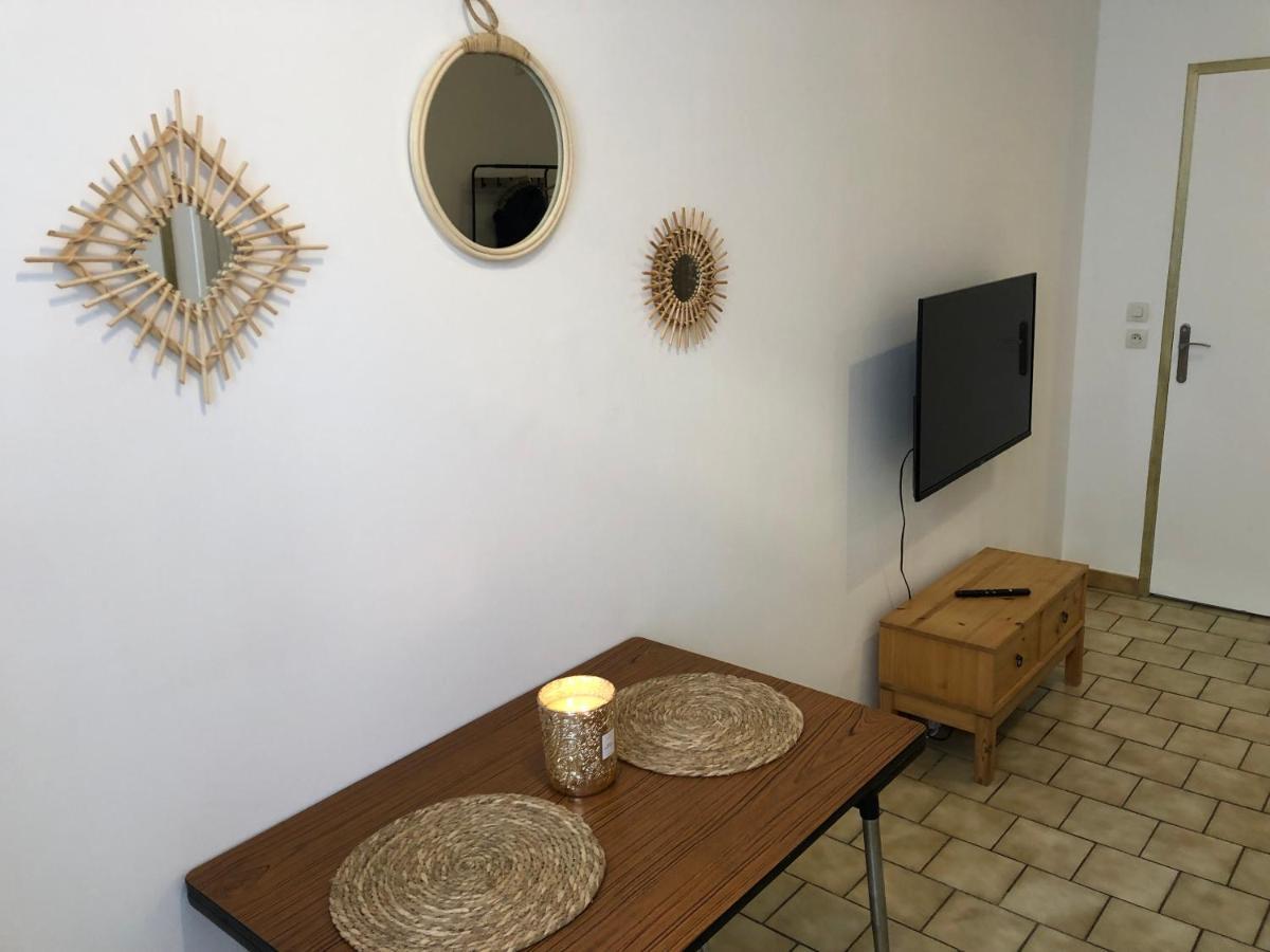 Joli Appartement Au Coeur De Ville Château-Thierry Екстериор снимка