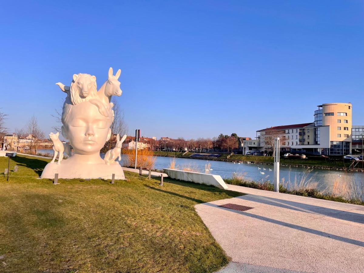 Joli Appartement Au Coeur De Ville Château-Thierry Екстериор снимка
